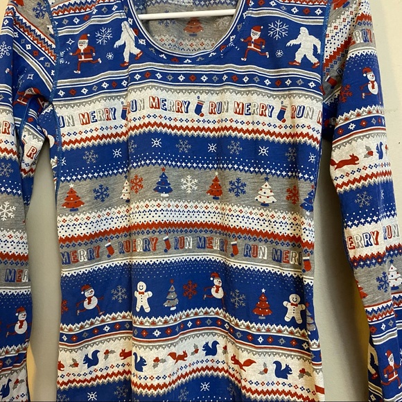 Brooks Running Christmas Holiday Fair Isle Run Merry Santa Yeti Womens Sweater - Picture 7 of 7